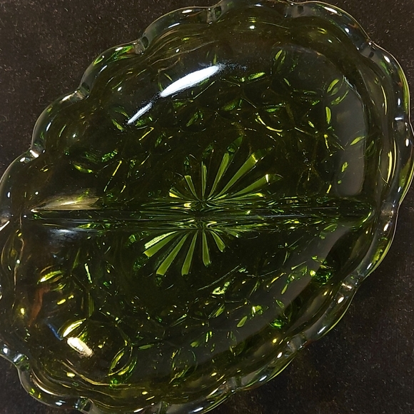 Vintage Green Glass Candy Dish - Picture 10 of 14